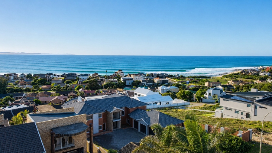 5 Bedroom Property for Sale in Wavecrest Eastern Cape